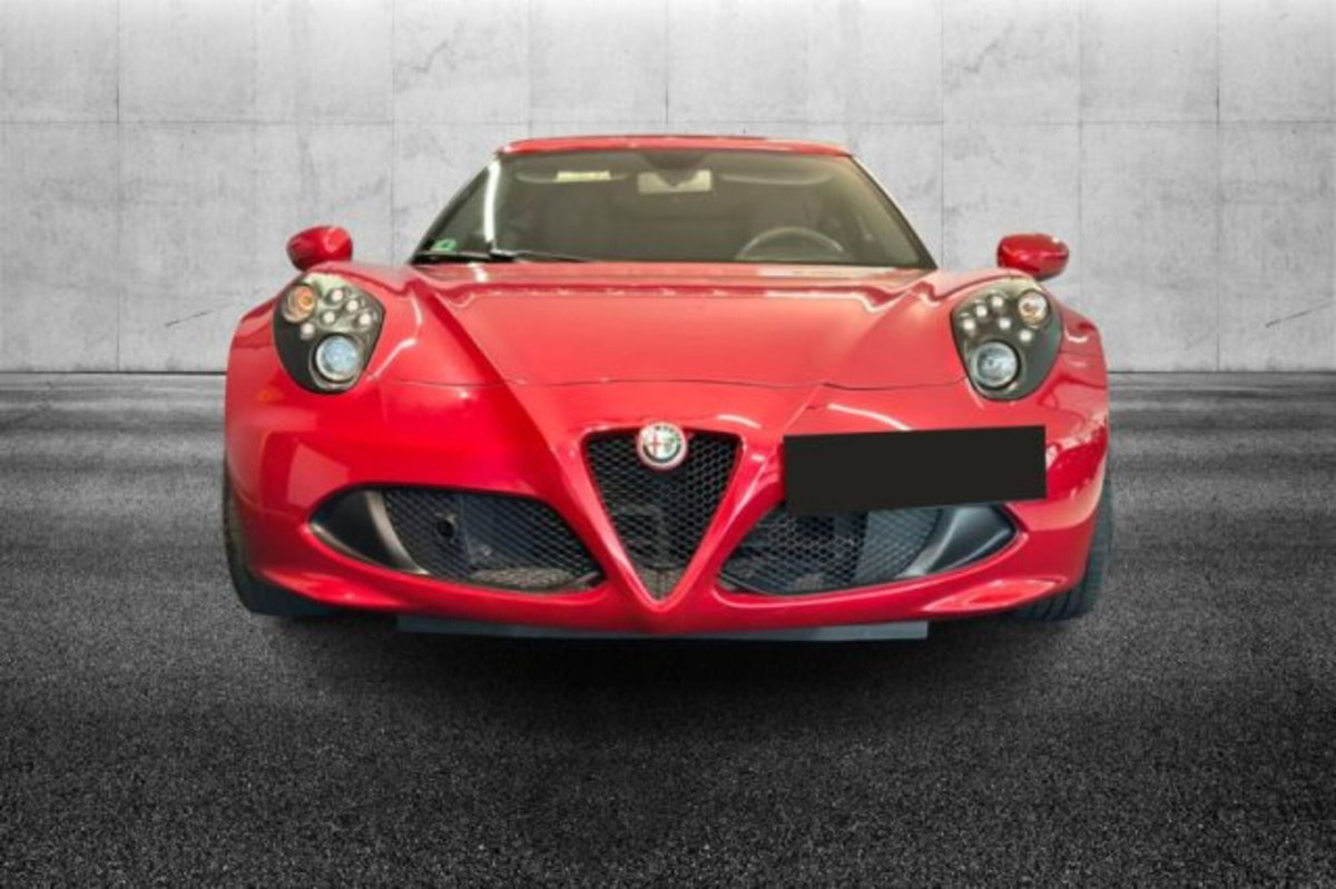 Alfa Romeo 4C Coupé 4C 1750 TBi (3)