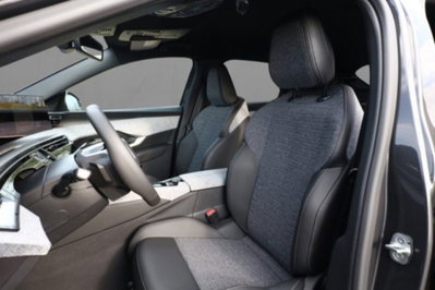 Peugeot 3008 1.2 hybrid Allure Business 145cv e-dcs6 (6)