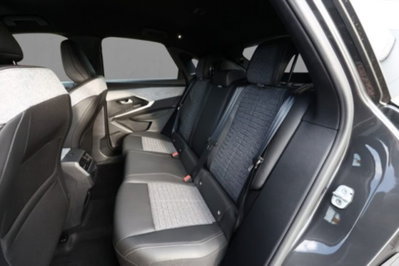 Peugeot 3008 1.2 hybrid Allure Business 145cv e-dcs6 (7)