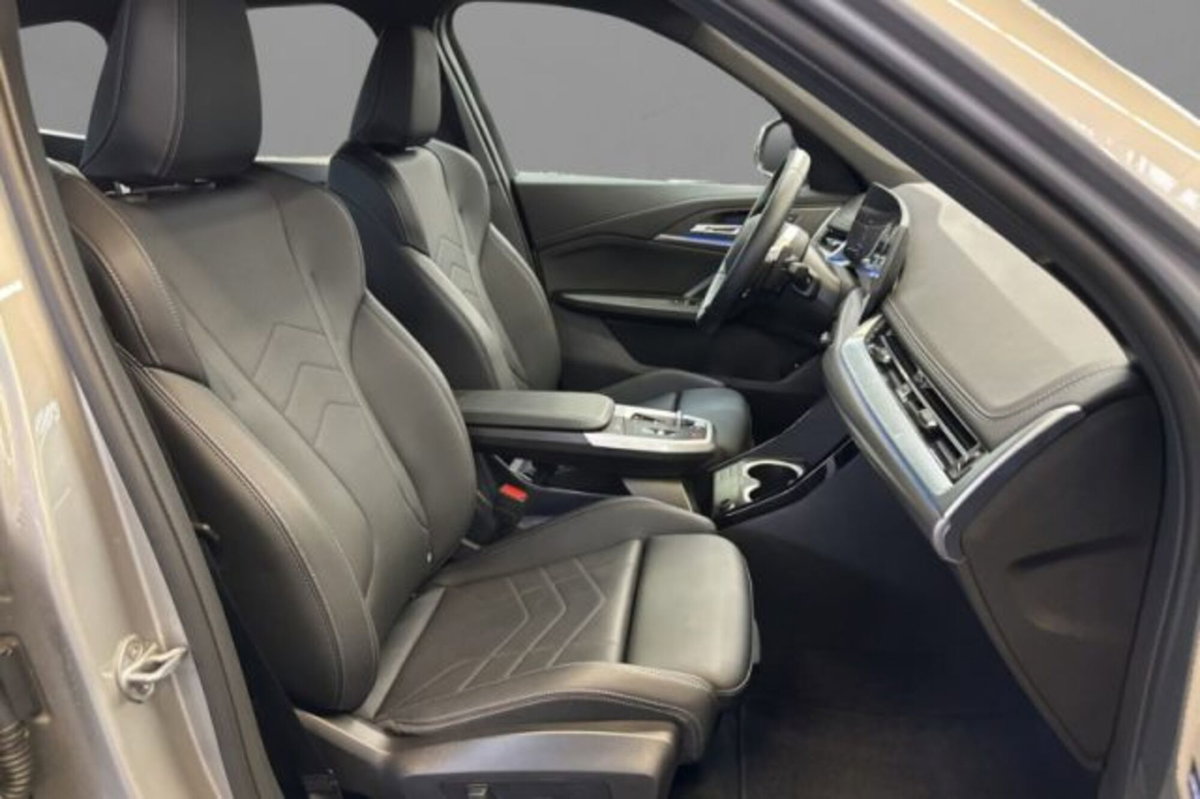 BMW X1 xDrive 23i Msport (7)