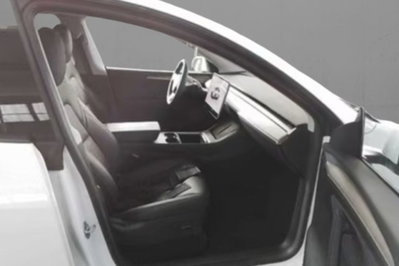 Tesla Model Y Long Range awd (5)