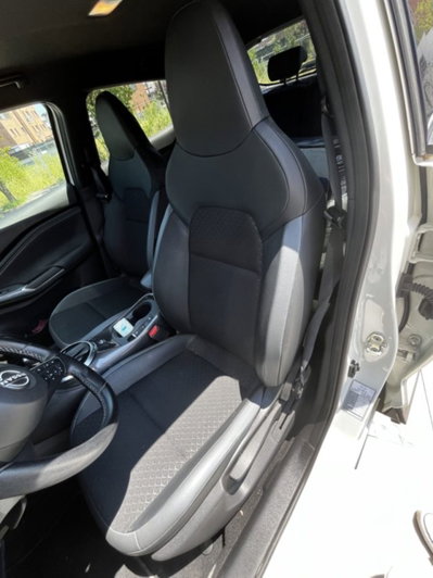 Nissan Juke 1.6 hev N-Connecta (8)