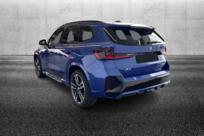 BMW X1 xDrive 23i Msport (4)