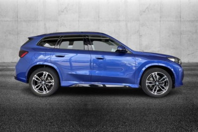 BMW X1 xDrive 23i Msport (5)