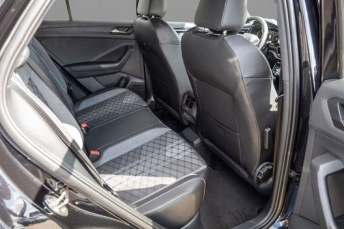Volkswagen T-Roc 2.0 tdi R-Line 4motion 150cv dsg (5)