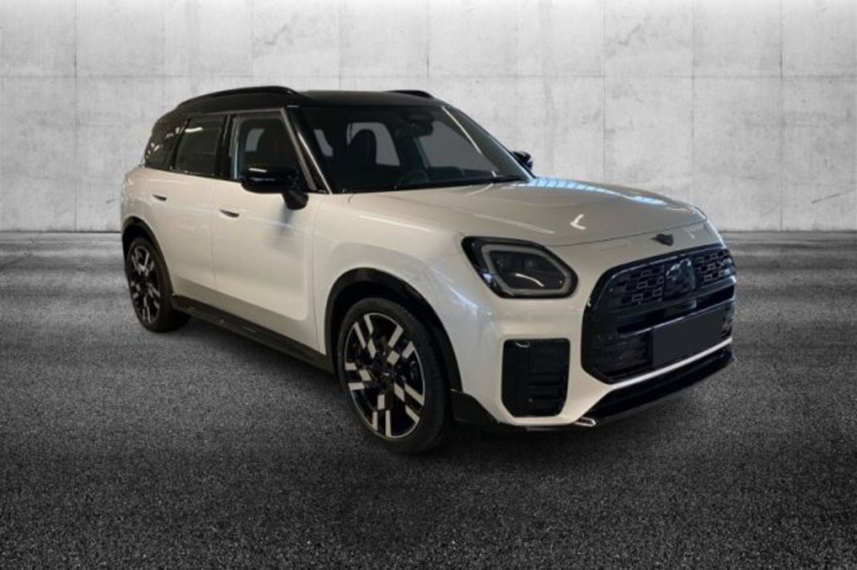 MINI Mini Countryman 2.0 Cooper D JCW Countryman (2)