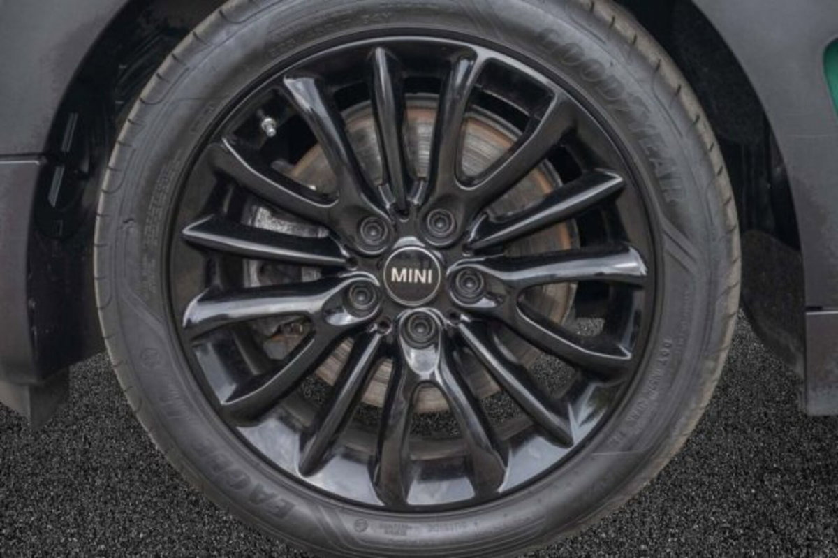 MINI Mini Clubman 2.0 Cooper D Classic Clubman (7)