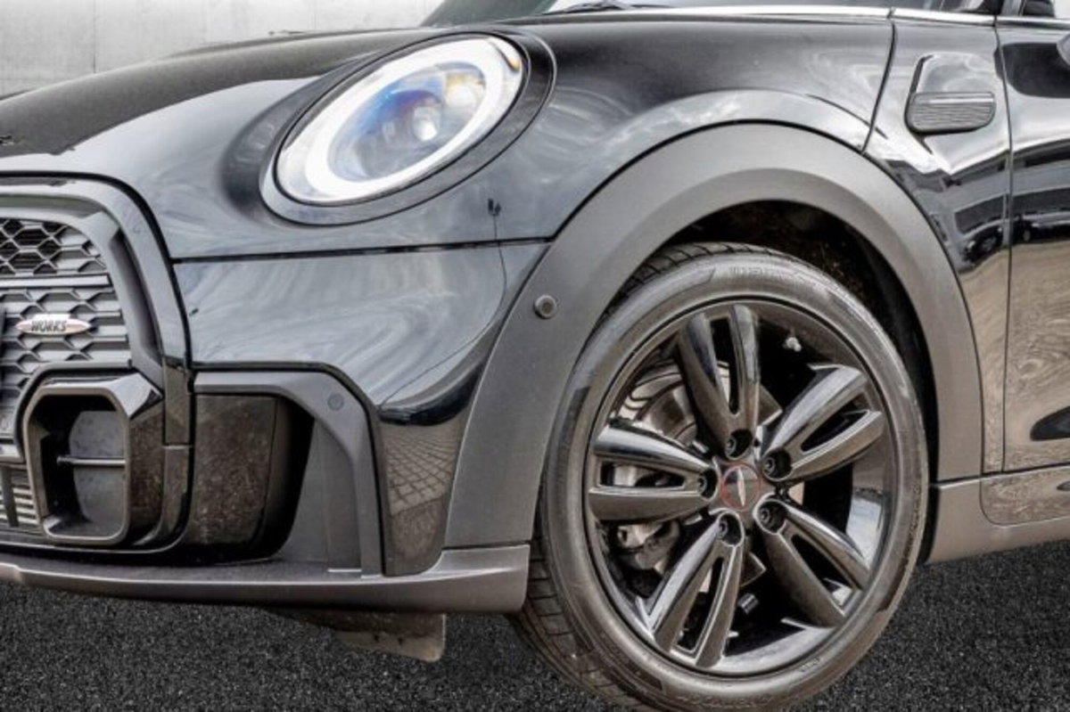MINI Mini 1.5 Cooper JCW 5 porte (7)