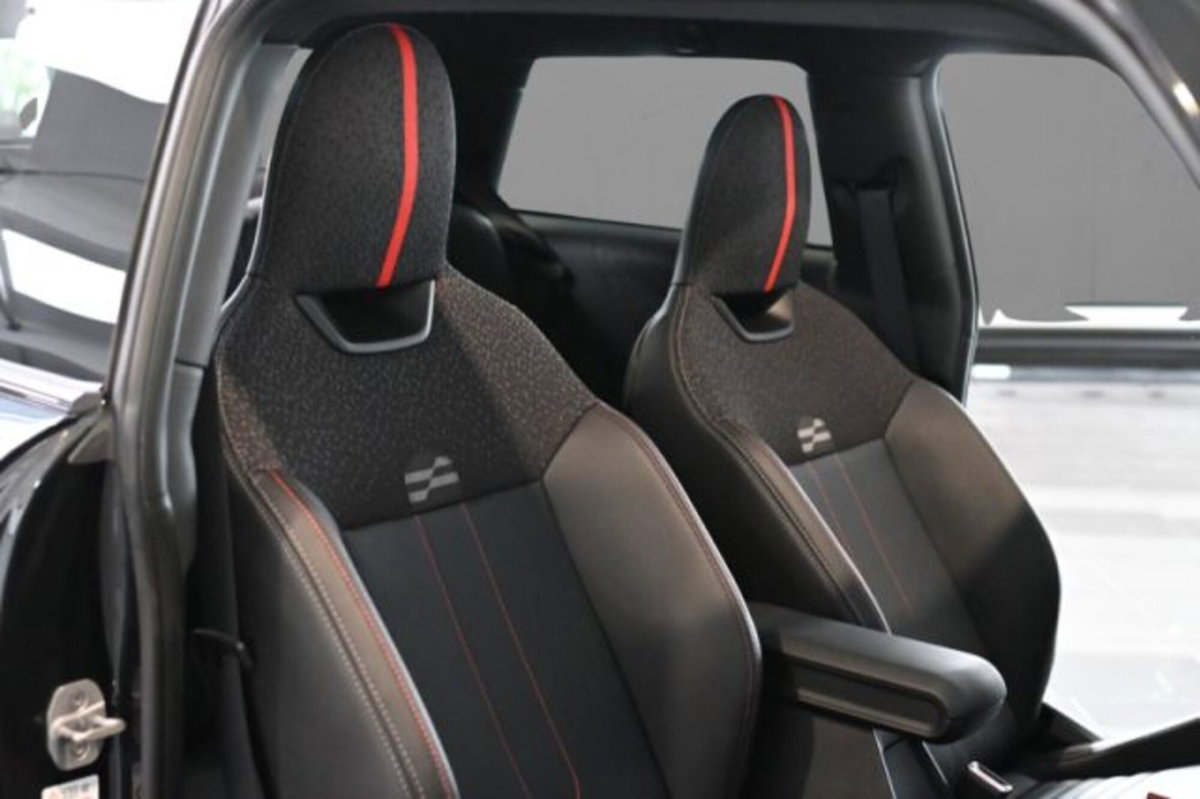 MINI Mini 2.0 Cooper S JCW (7)
