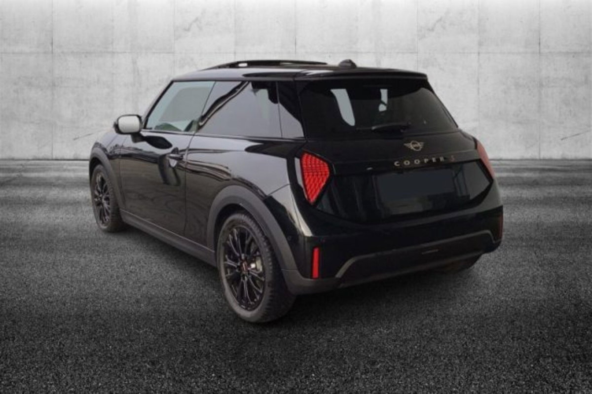 MINI Mini 3p 2.0 S Favoured auto (3)