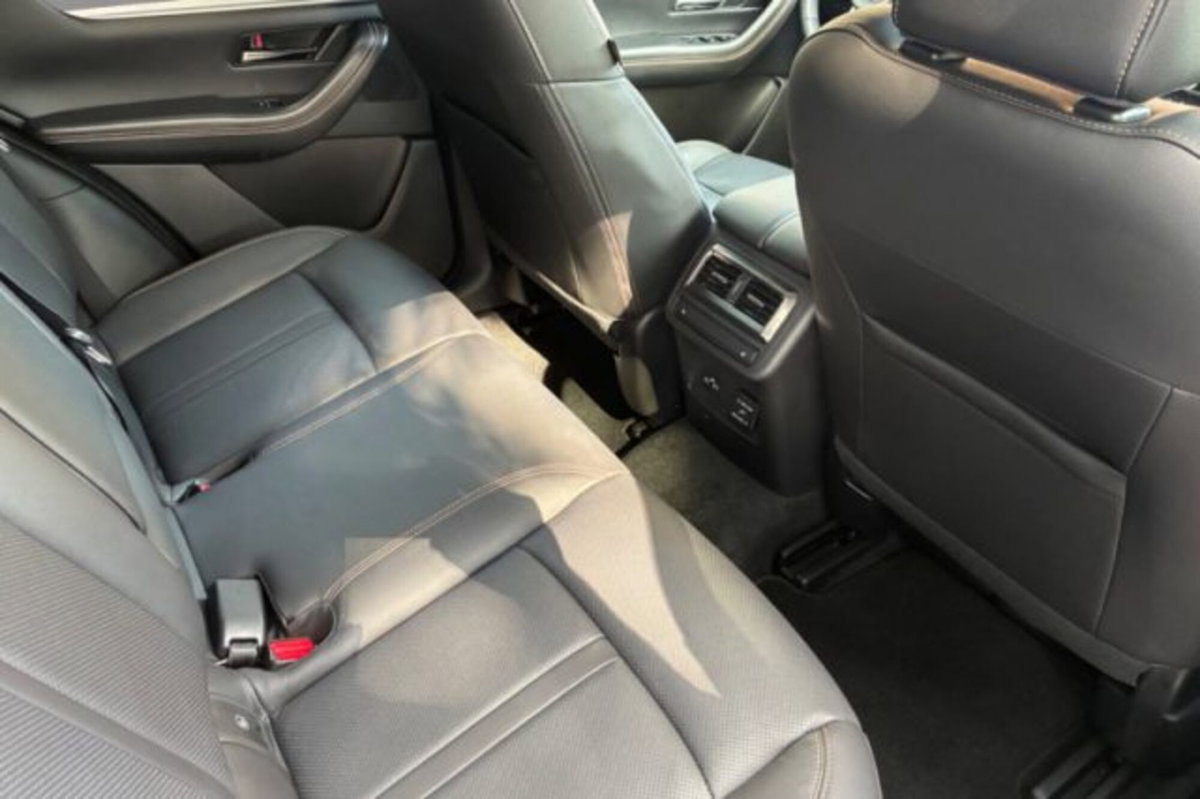 Mazda CX-60 3.3L e-Skyactiv D 249 CV M Hybrid AWD Homura (8)