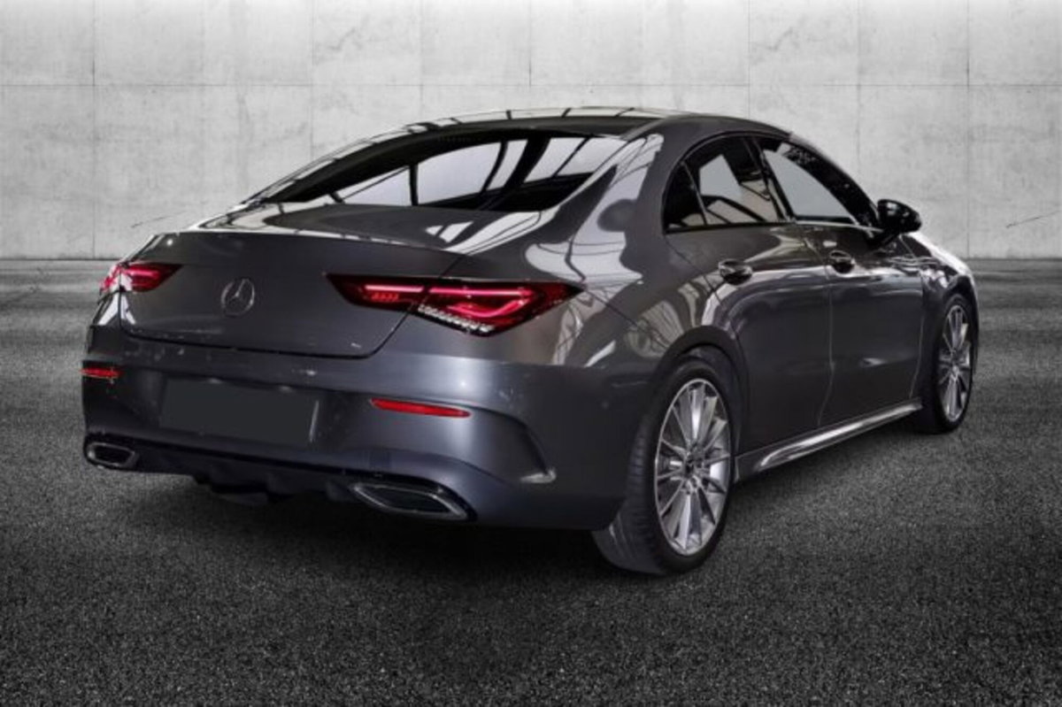 Mercedes-Benz CLA 200 Automatic 4Matic Premium (2)