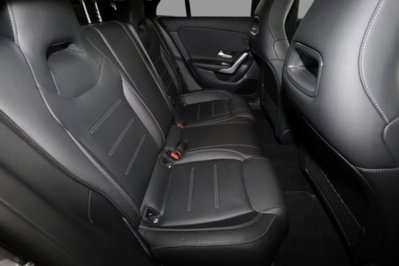 Mercedes-Benz CLA 200 Automatic 4Matic Premium (5)