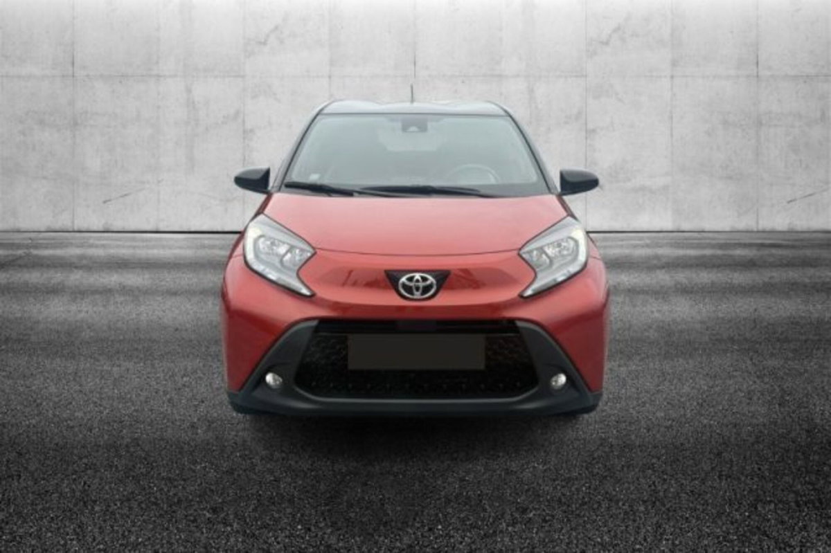 Toyota Aygo X 1.0 VVT-i 72 CV 5 porte Limited Air (5)