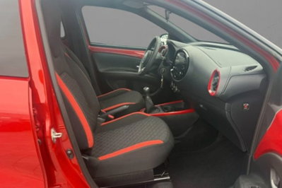Toyota Aygo X 1.0 VVT-i 72 CV 5 porte Limited Air (7)