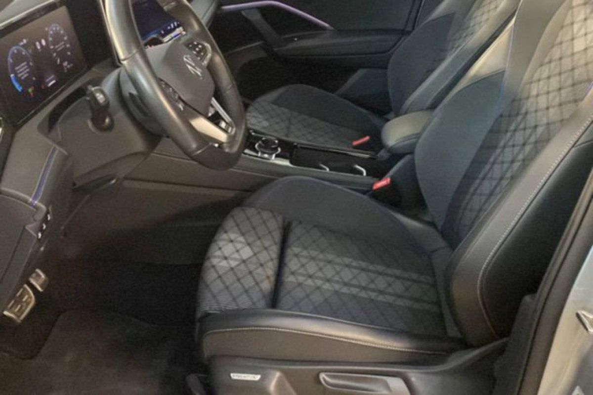 Volkswagen Tiguan 2.0 tdi R-Line 4motion 193cv dsg (7)