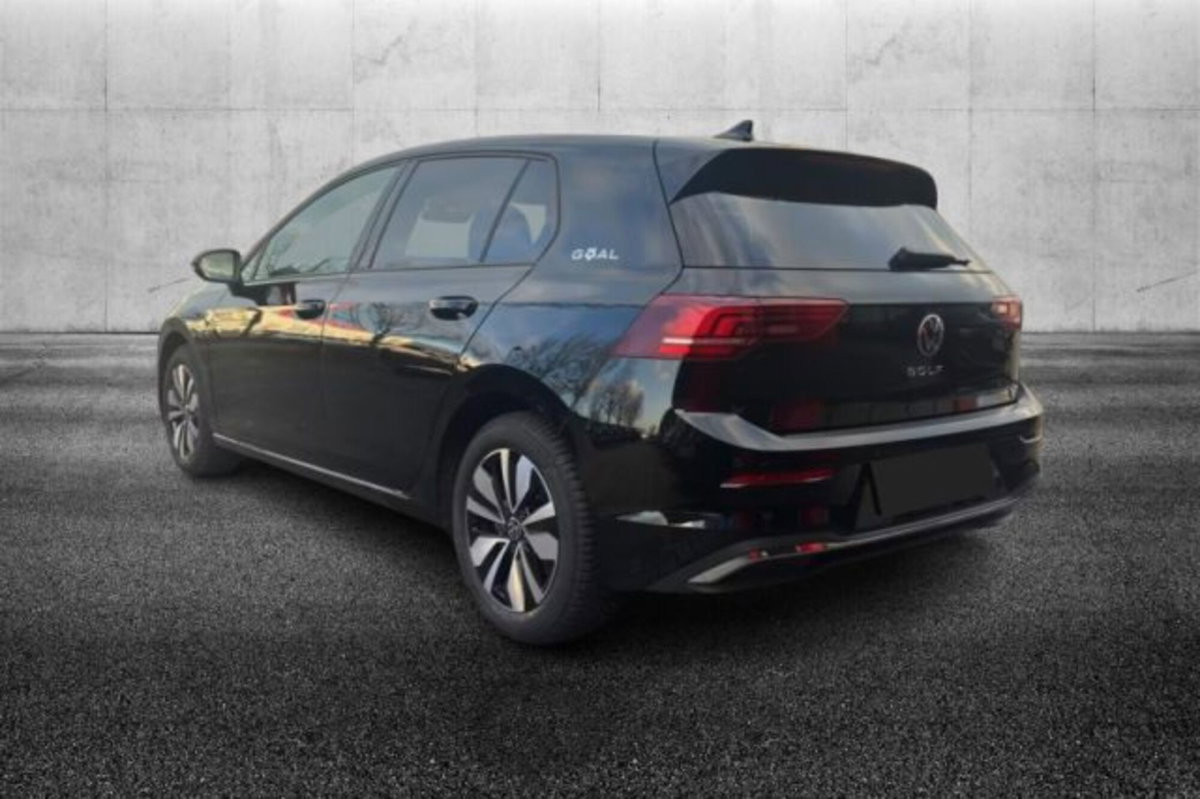 Volkswagen Golf 2.0 TDI 150 CV DSG SCR R-Line (3)