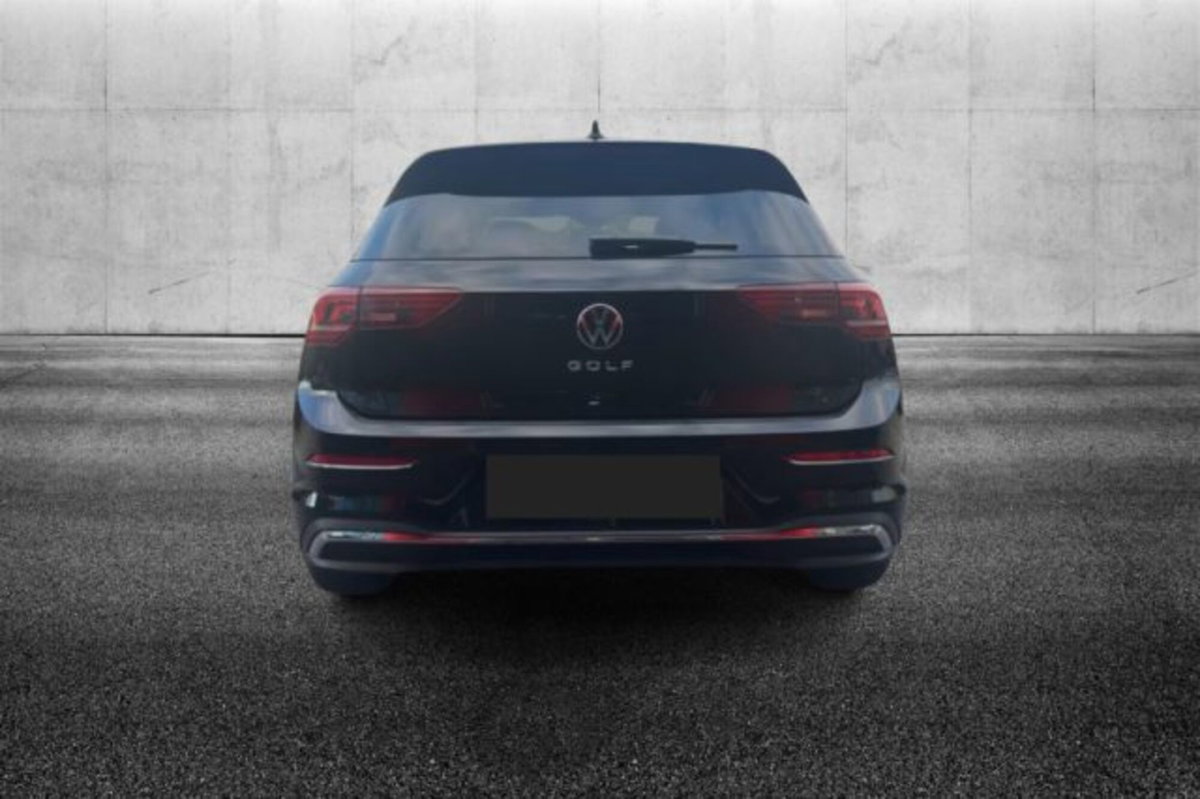 Volkswagen Golf 2.0 TDI 150 CV DSG SCR R-Line (5)