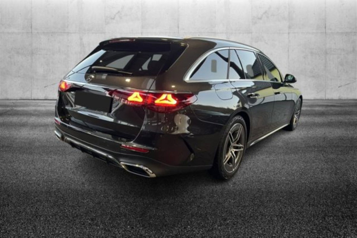 Mercedes-Benz Classe E Station Wagon 220 d AMG Line Advanced Plus auto (3)
