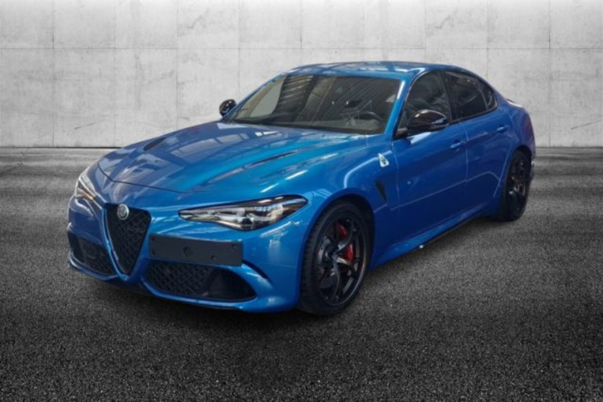 Alfa Romeo Giulia 2.9 T V6 AT8 Quadrifoglio