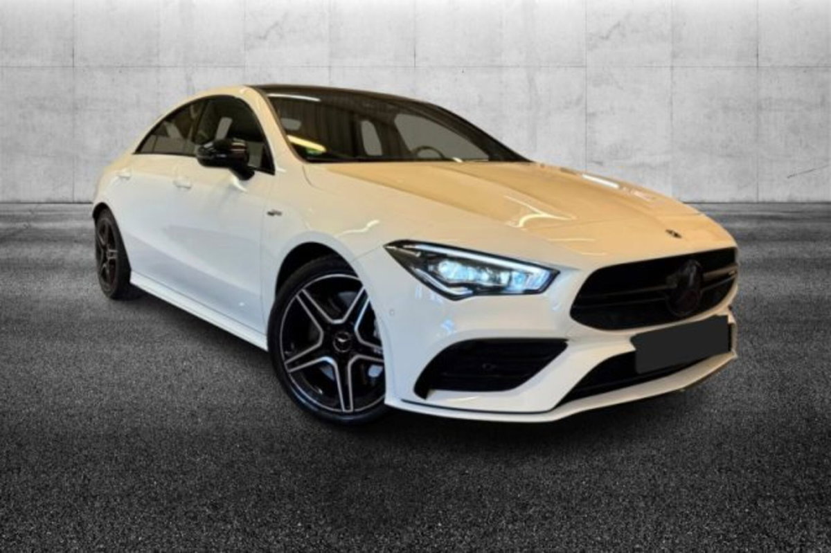 Mercedes-Benz CLA 35 AMG 4Matic (2)
