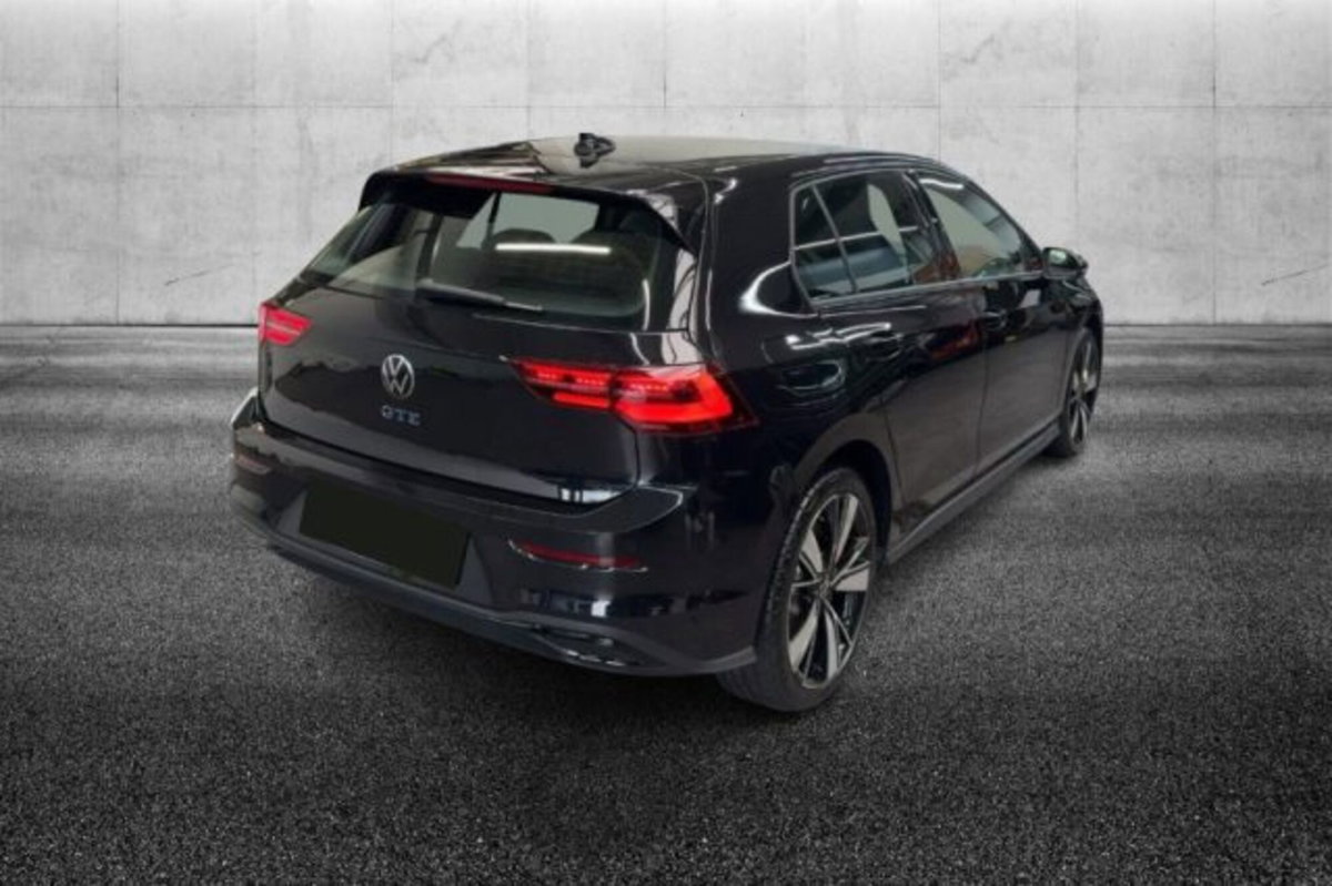 Volkswagen Golf 1.4 GTE DSG Plug-In Hybrid (3)