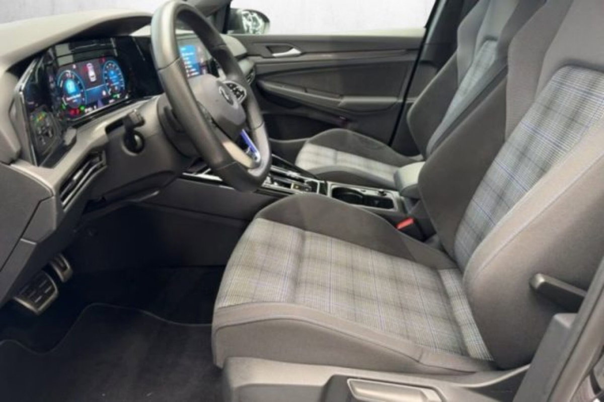 Volkswagen Golf 1.4 GTE DSG Plug-In Hybrid (6)