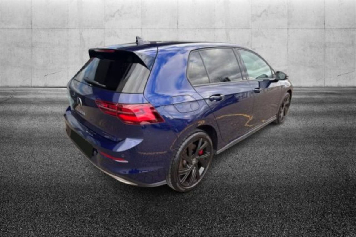 Volkswagen Golf 1.4 GTE DSG Plug-In Hybrid (3)