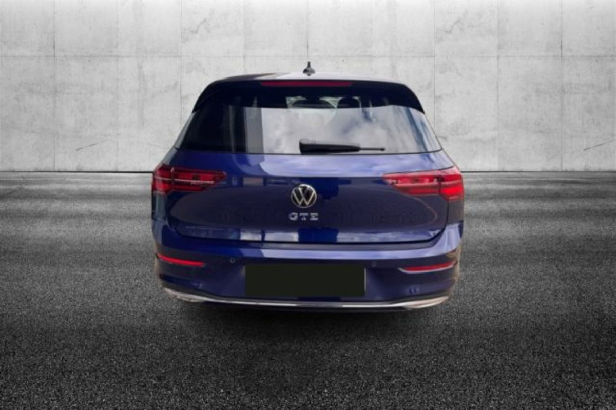 Volkswagen Golf 1.4 GTE DSG Plug-In Hybrid (7)
