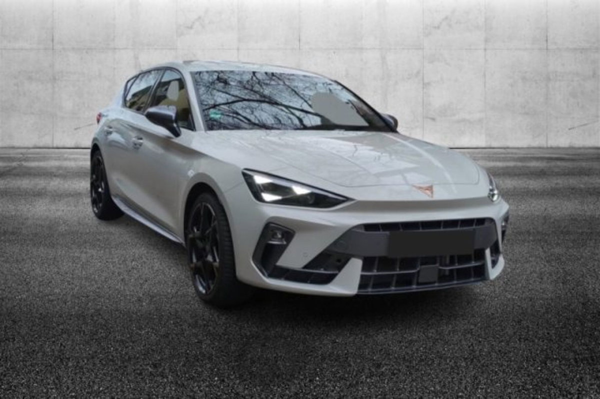 Cupra Leon Leon 1.5 hybrid 150cv dsg (2)