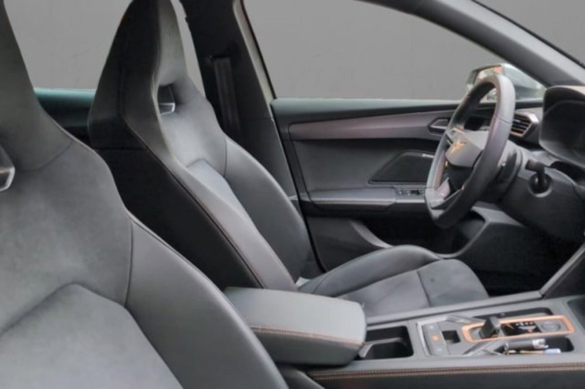 Cupra Leon Leon 1.5 hybrid 150cv dsg (6)