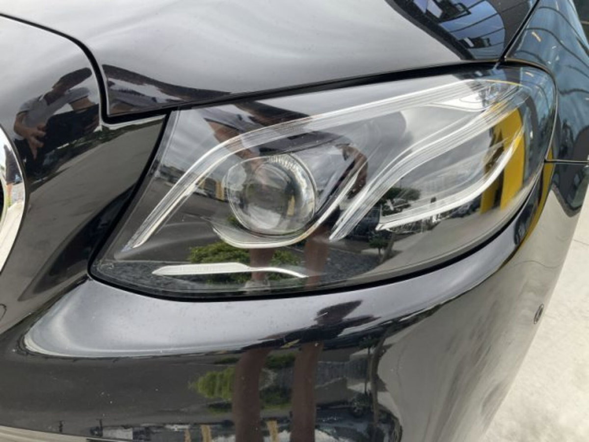 Mercedes-Benz Classe E Coupé 53 4Matic+ EQ-Boost AMG (4)
