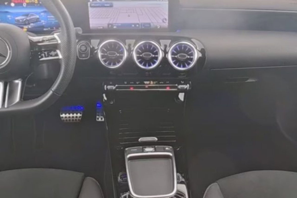 Mercedes-Benz CLA 200 d Automatic Premium (4)