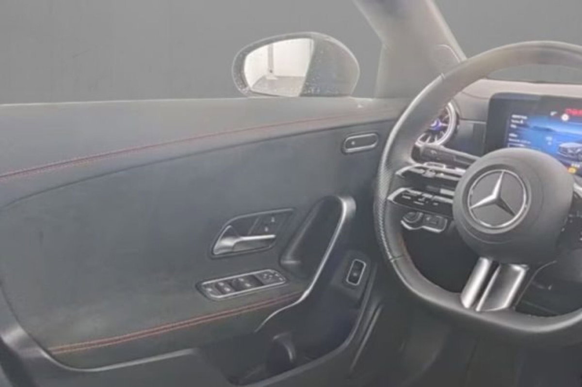 Mercedes-Benz CLA 200 d Automatic Premium (7)