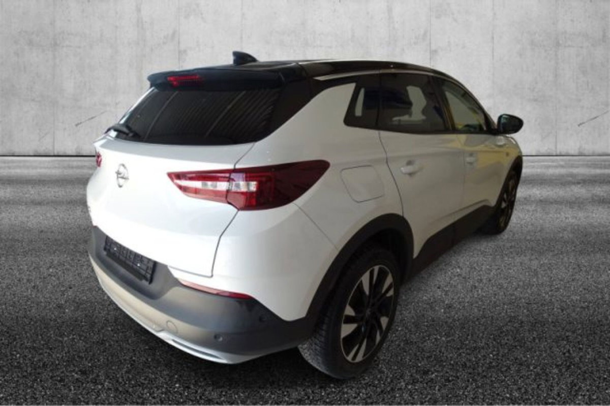 Opel Grandland X 1.5 diesel Ecotec Start&Stop aut. 120 Anniv. (3)
