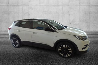 Opel Grandland X 1.5 diesel Ecotec Start&Stop aut. 120 Anniv. (5)