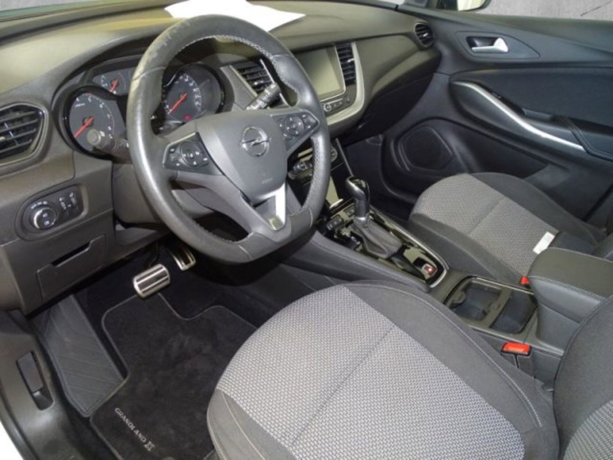 Opel Grandland X 1.5 diesel Ecotec Start&Stop aut. 120 Anniv. (8)