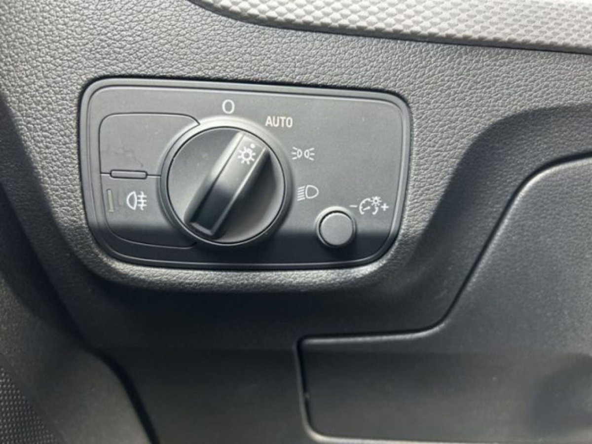 Audi Q2 Q2 35 TFSI S tronic S line Edition (4)