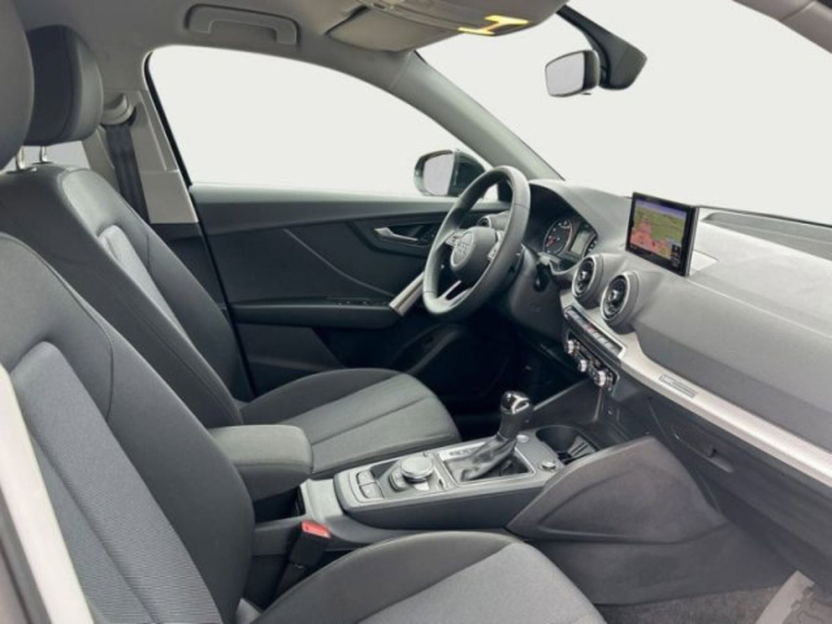 Audi Q2 Q2 35 TFSI S tronic S line Edition (6)