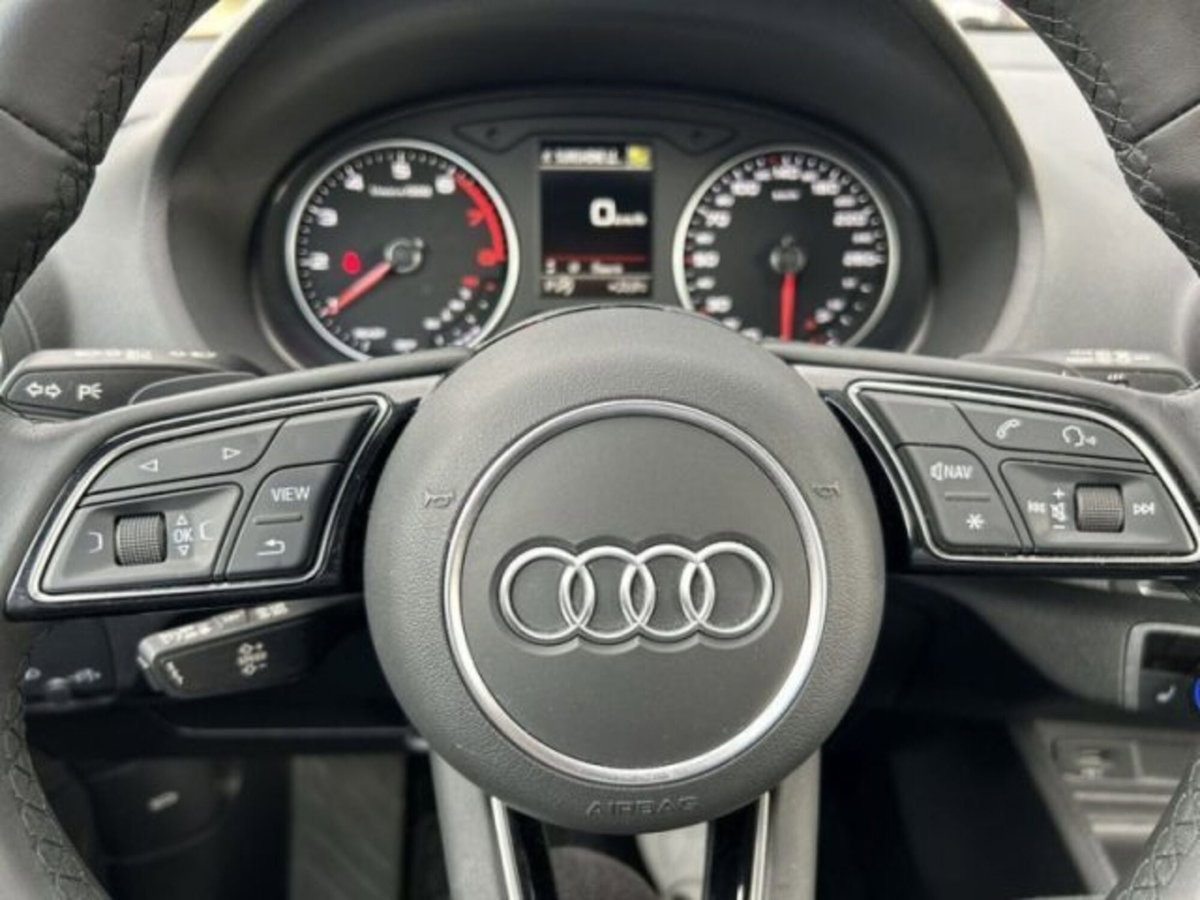 Audi Q2 Q2 35 TFSI S tronic S line Edition (7)