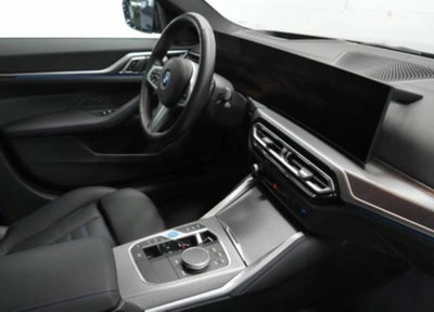 BMW i4 i4 edrive35 Msport (4)