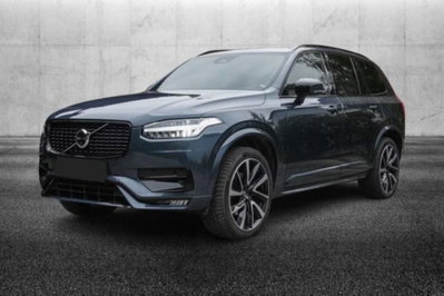 Volvo XC90 B5 (d) AWD automatico 7 posti Plus Dark usata