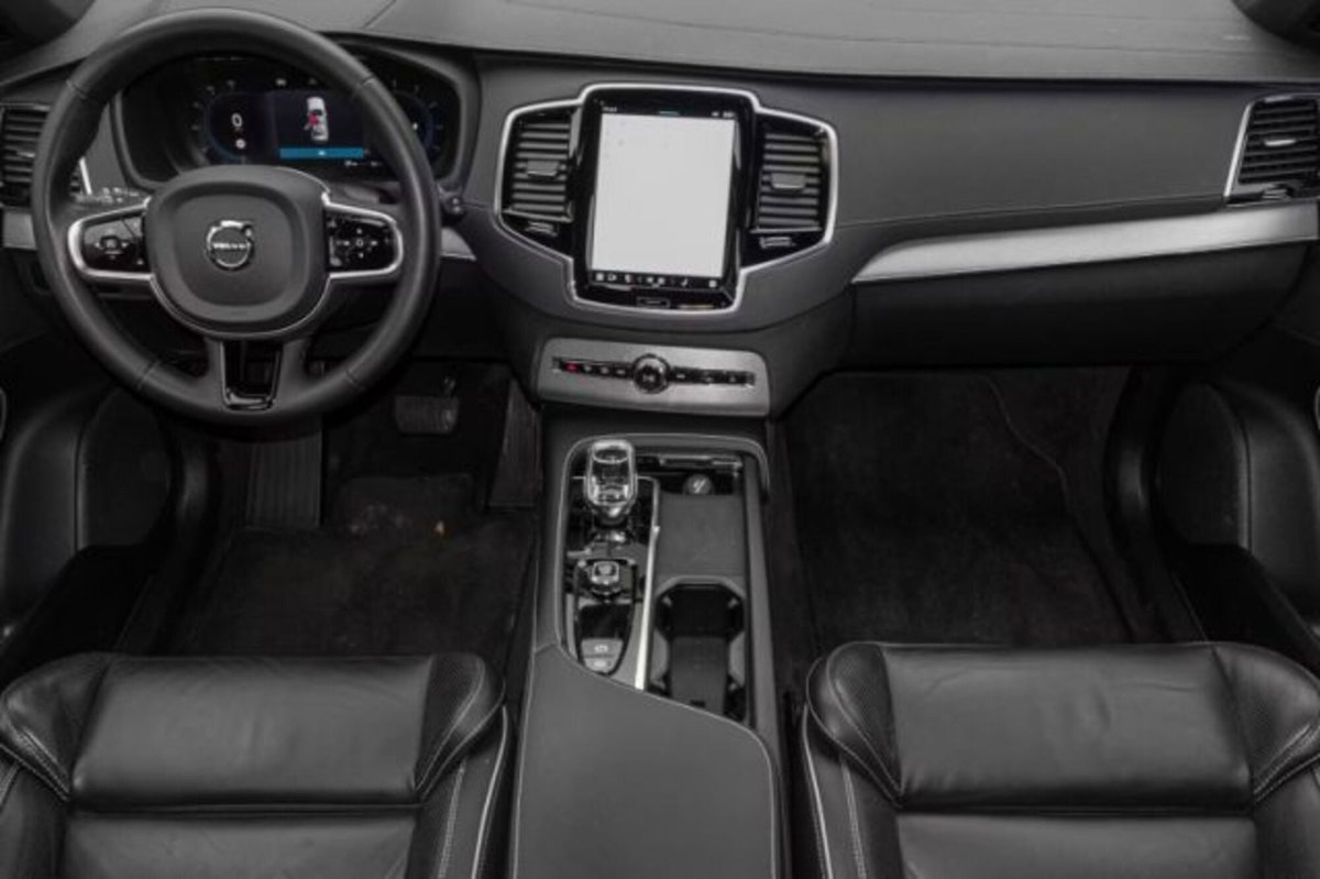Volvo XC90 B5 (d) AWD automatico 7 posti Plus Dark (3)
