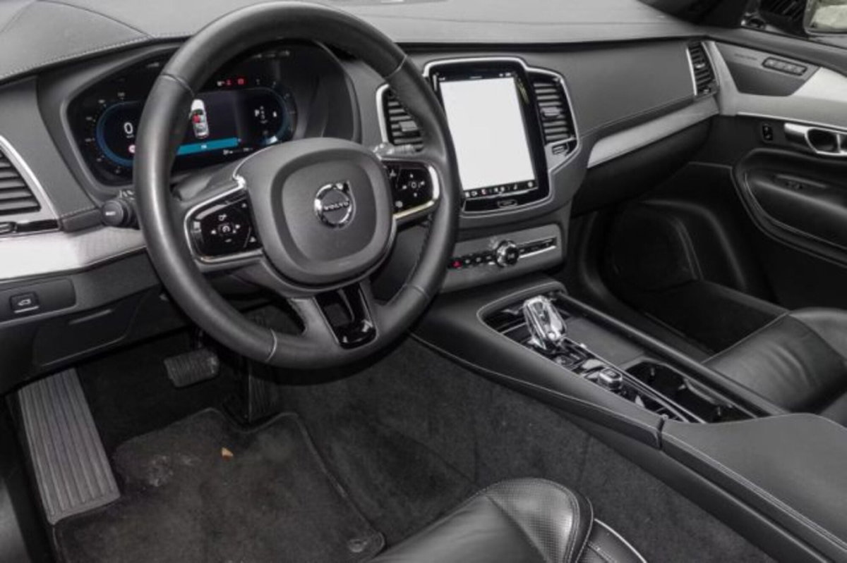 Volvo XC90 B5 (d) AWD automatico 7 posti Plus Dark (6)