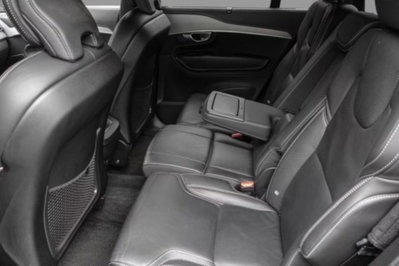 Volvo XC90 B5 (d) AWD automatico 7 posti Plus Dark (7)