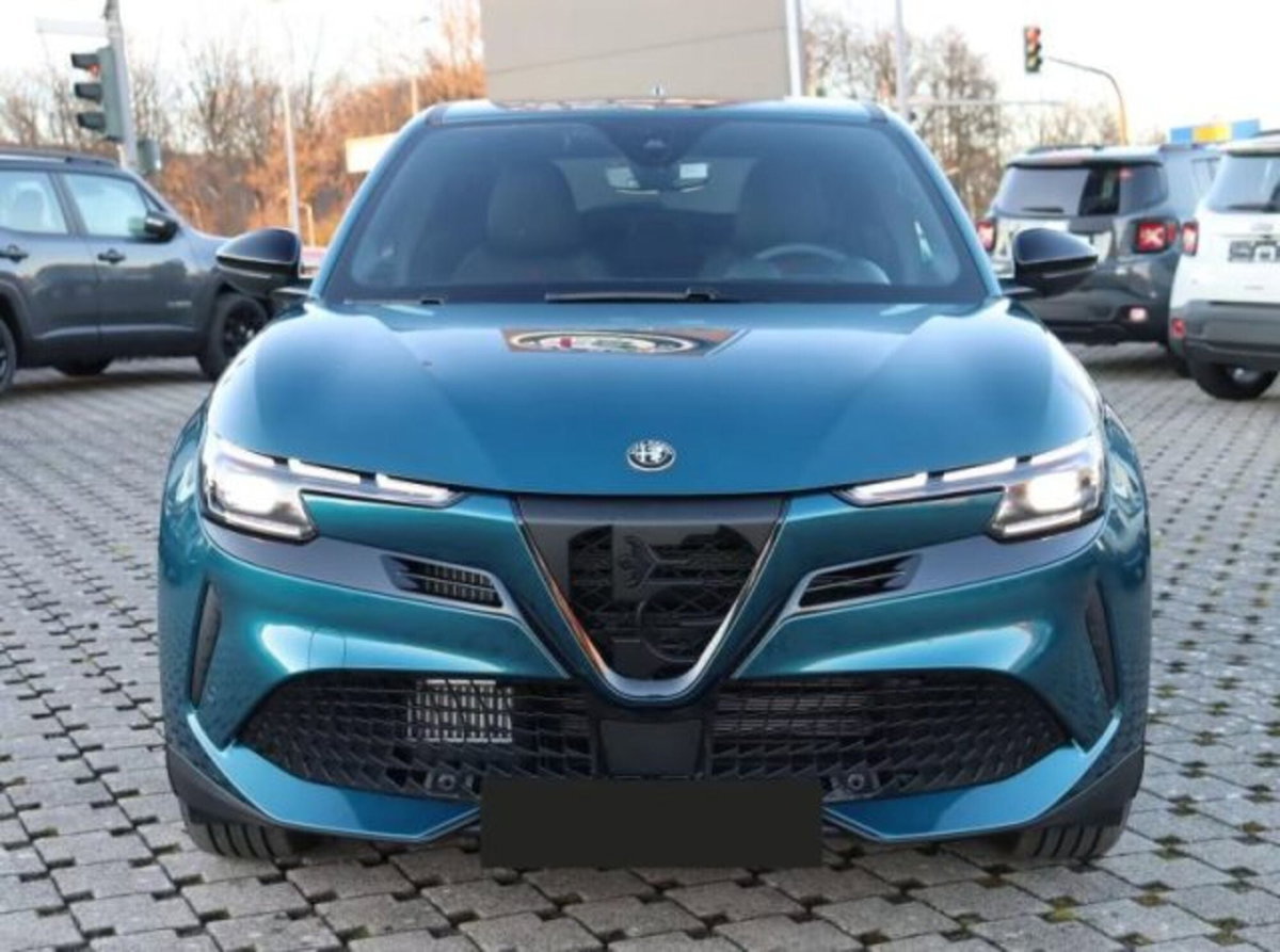 Alfa Romeo Junior 1.2 ibrida Sport Speciale 145cv edct6 (6)