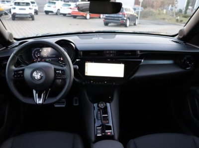 Alfa Romeo Junior 1.2 ibrida Sport Speciale 145cv edct6 (7)