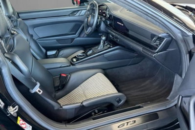 Porsche 911 Coupé 4.0 GT3 con pacchetto Touring (7)