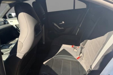 Mercedes-Benz CLA 200 d Automatic Premium (6)