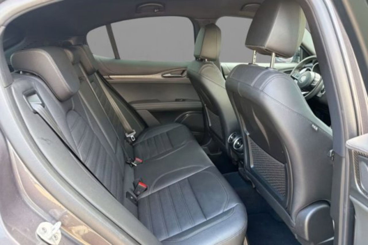 Alfa Romeo Stelvio 2.9 V6 Quadrifoglio Q4 520cv auto (8)